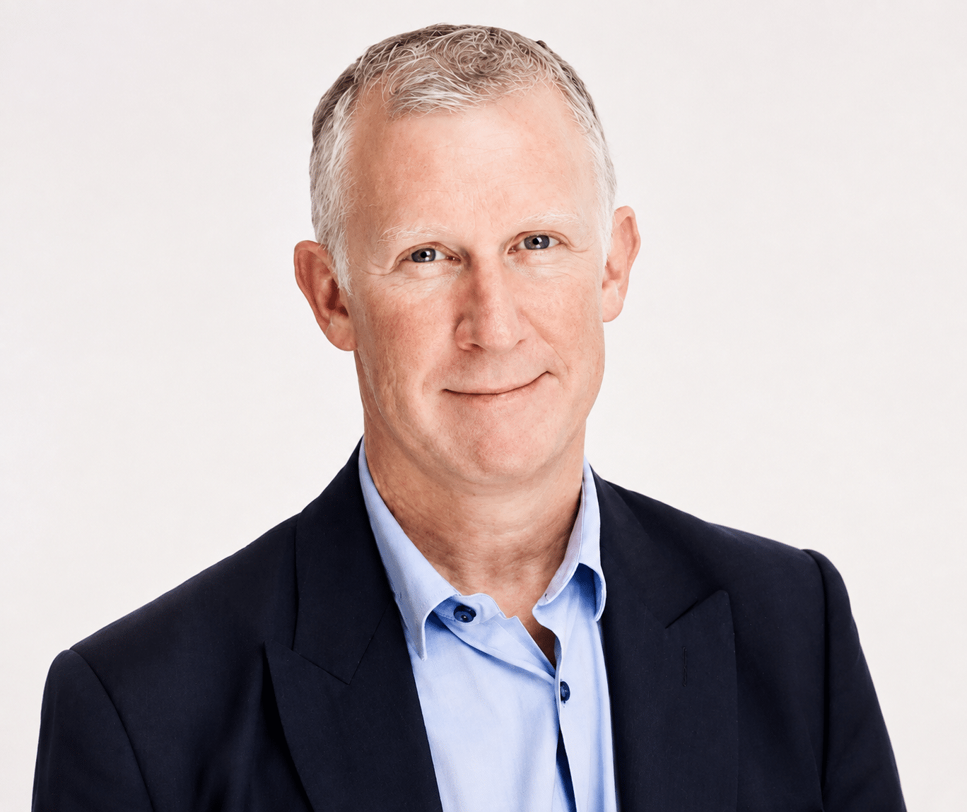 Dr. Bill Lyon - Cosmetic Physician at Sky Beauty Cosmetic Clinic